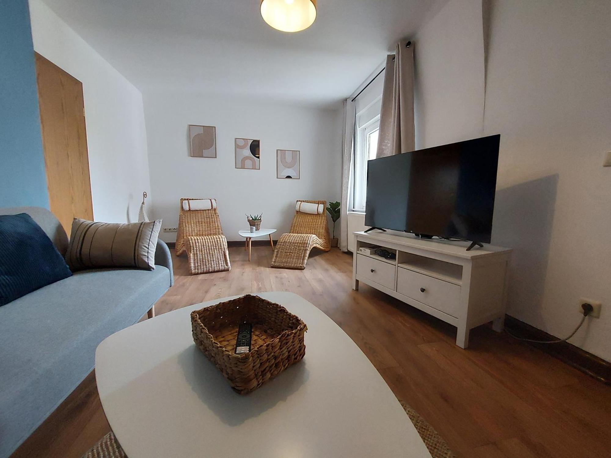 Cozy Home, 7 Beds, Wifi, Kitchen, Balcony, Bielefeld Center 외부 사진